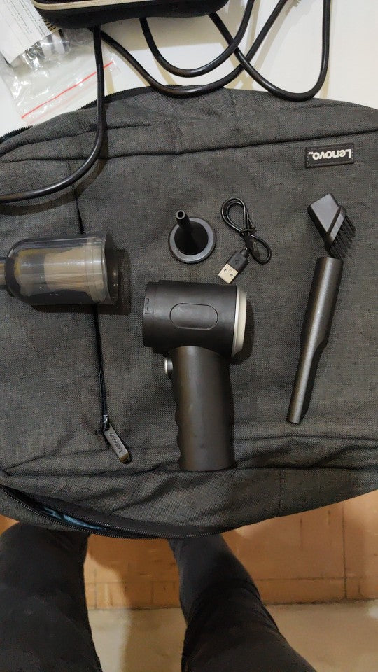 Mini Aspiradora Portátil USB – Ideal para Auto y Hogar