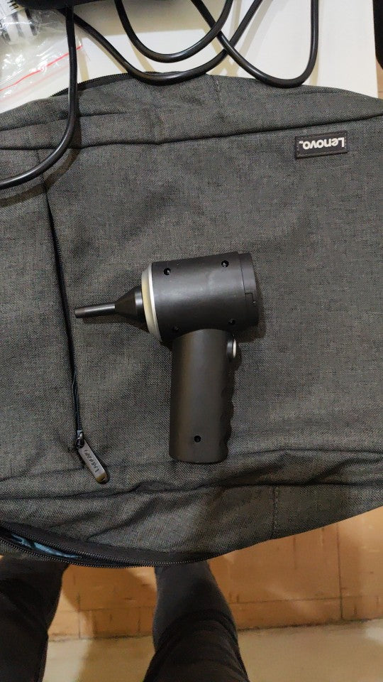 Mini Aspiradora Portátil USB – Ideal para Auto y Hogar